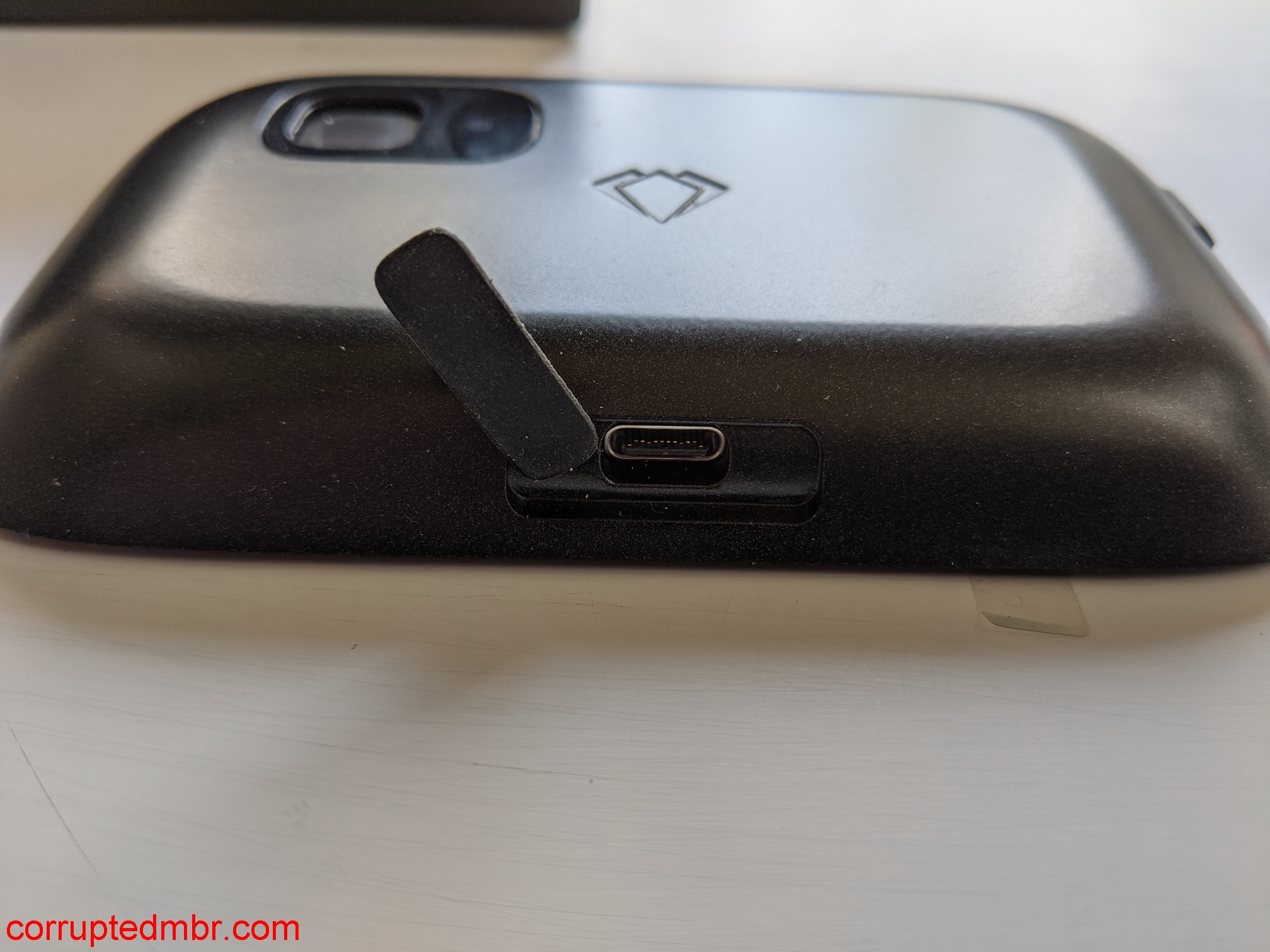 /posts/ngrave-zero-review/images/NGraveZero_TypeCPort.jpg /posts/ngrave-zero-review/images/NGraveZero_TypeCPort.jpg